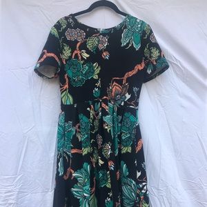 🖤 Closet Cleanout 🖤LuLaRoe Amilia L Dress